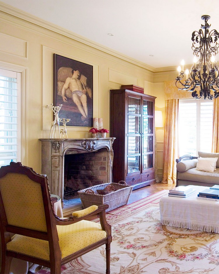 Furniture Trend Parisian Chic Fashion Quarterly Lush Fabrics Gilt Furniture And Chandeliers Will Add A Touch Of Parisian Chic To Your