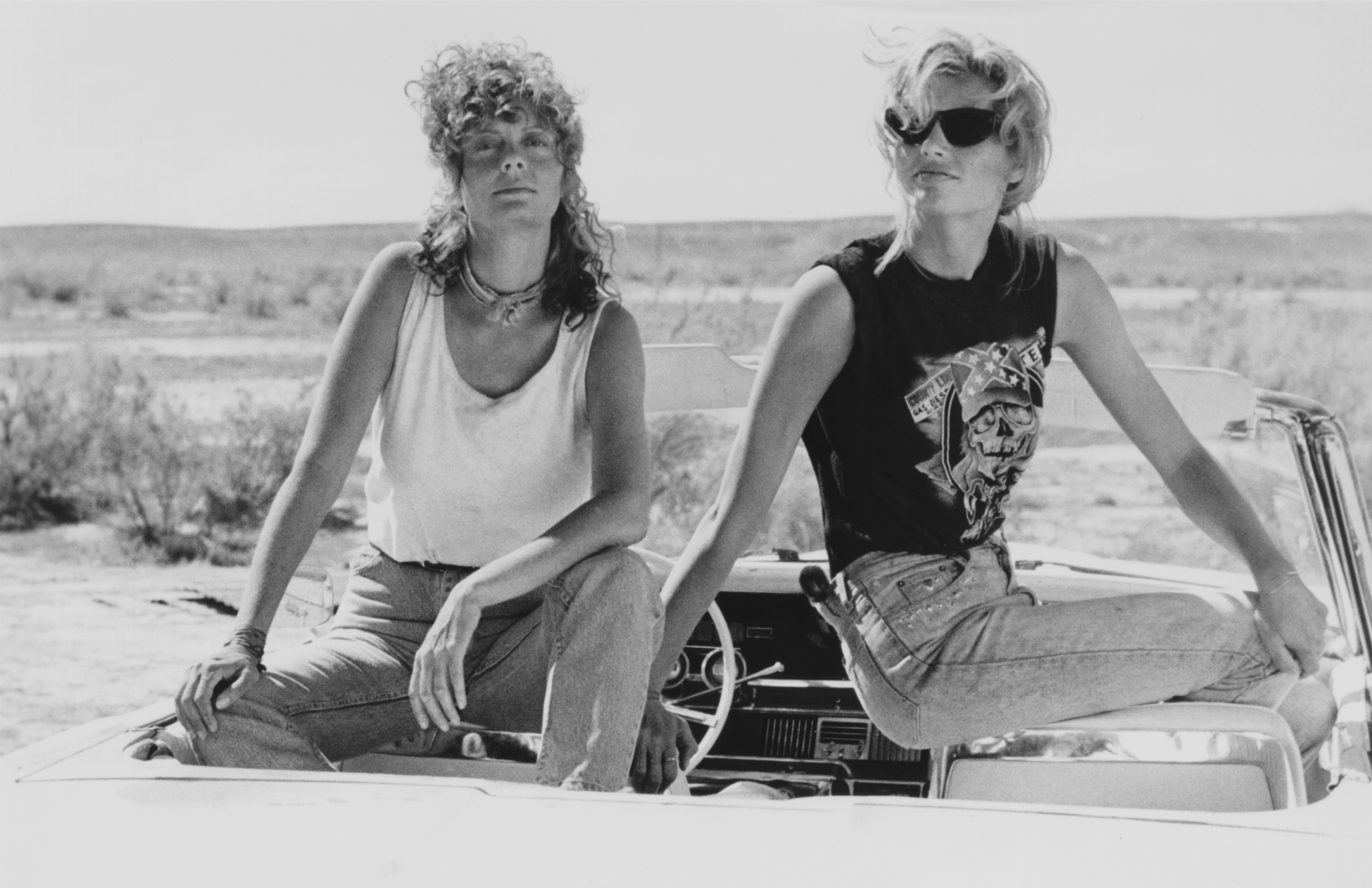 Actresses Susan Sarandon (left) and Geena Davis star in the film 'Thelma And Louise', 1991. (Photo by MGM Studios/Getty Images)