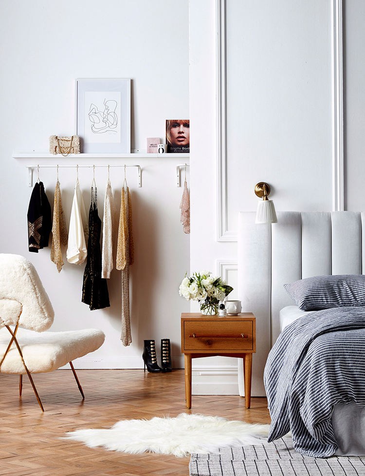 the-smartest-way-to-choose-what-to-get-rid-of-from-your-wardrobe-image