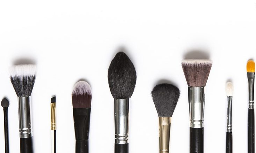 makeup-brushes_gallery-beauty-rules-missfq-1000x600