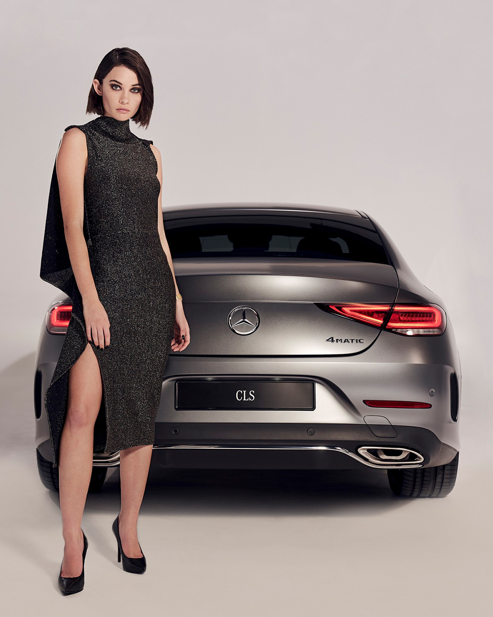 Mercedes-Benz bespoke dress_feature-1000x1250